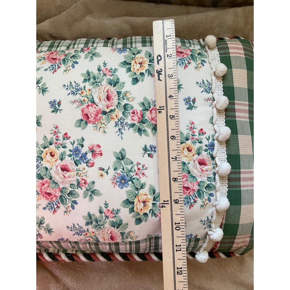 Vintage Floral Plaid Decorative Throw Pillow Pom Pom Trim Rope Edge Green Pink - Picture 11 of 11